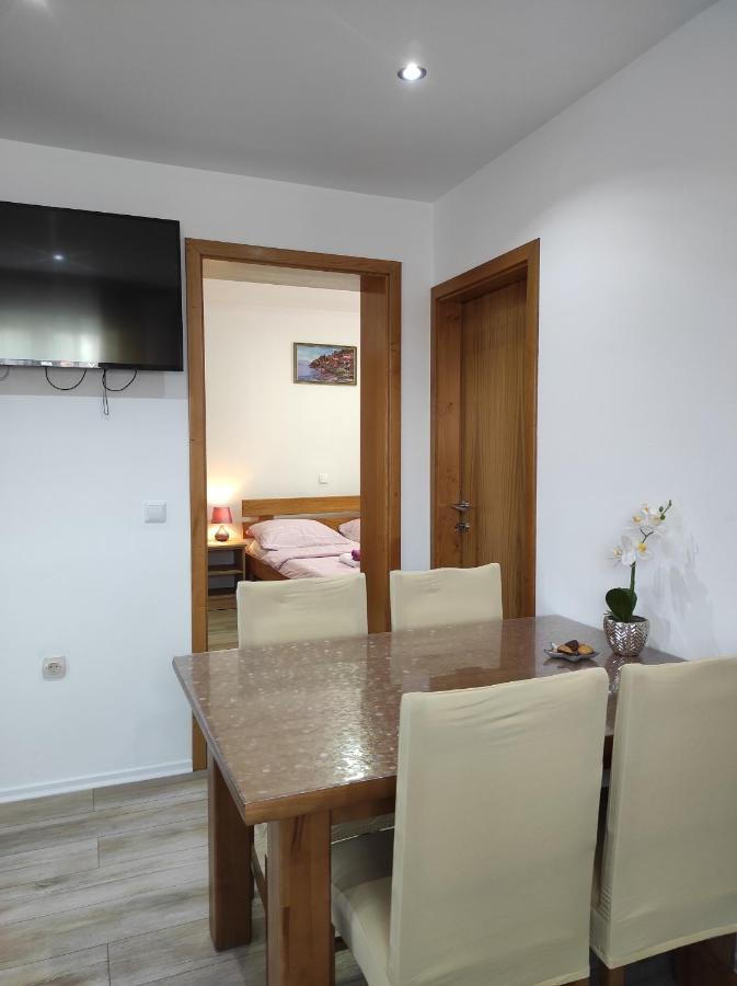 Apartman Jakov Rakovica Exterior foto